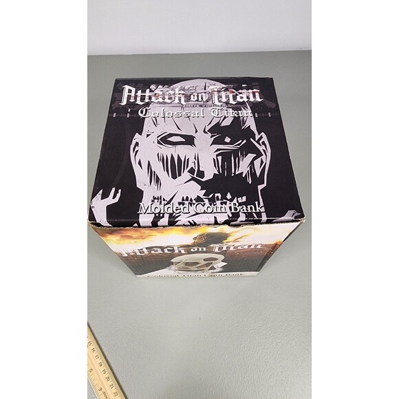 Attack On Titan Colossal Titan Head Coin Bank Horror Skull Anatomy Anime - Picture 6 of 14
